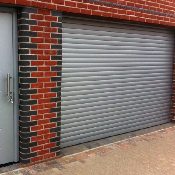 Рулонные гаражные ворота Hormann